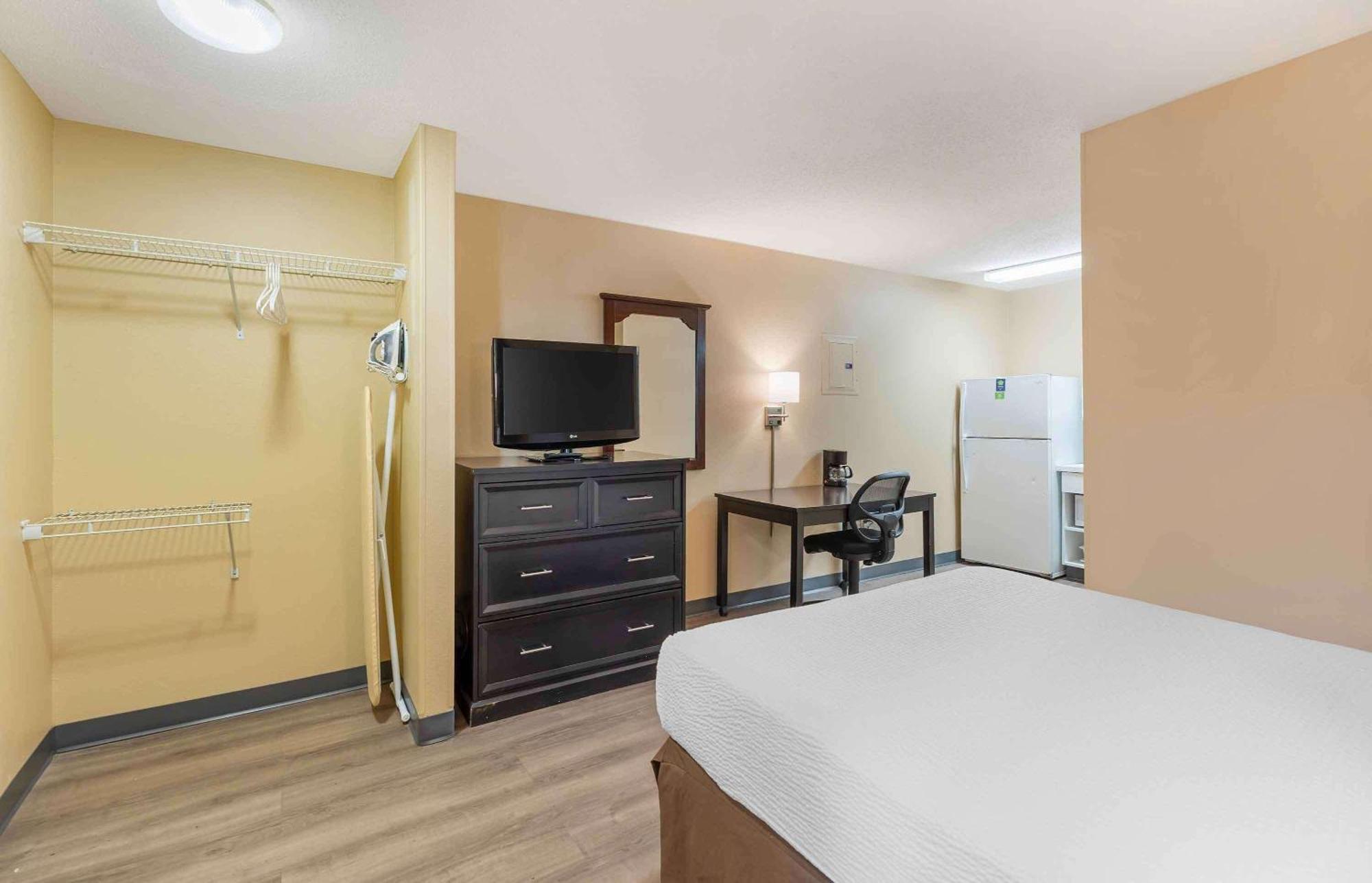 Extended Stay America Suites - St Louis - Westport - E Lackland Rd Maryland Heights Eksteriør billede