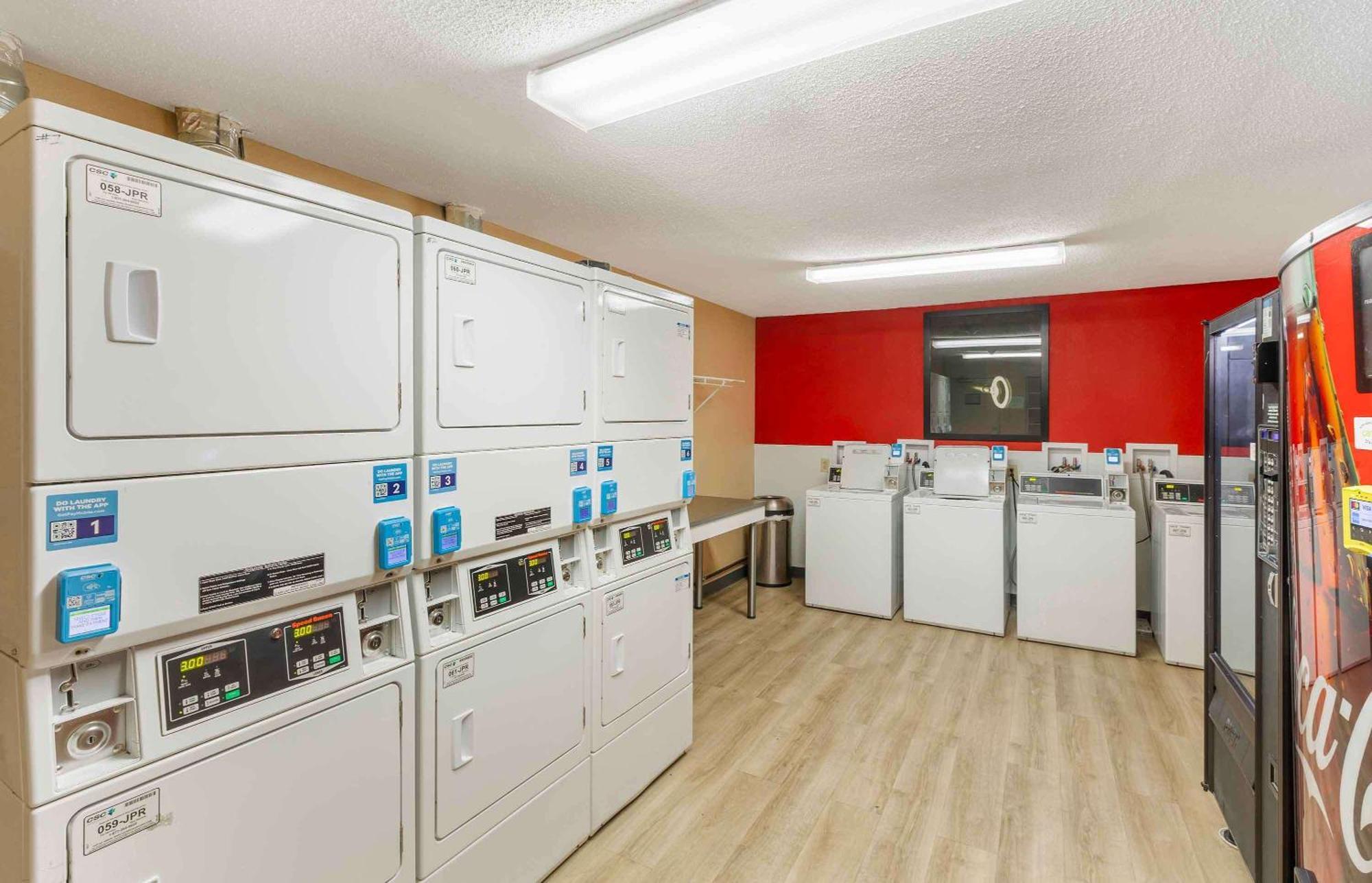 Extended Stay America Suites - St Louis - Westport - E Lackland Rd Maryland Heights Eksteriør billede