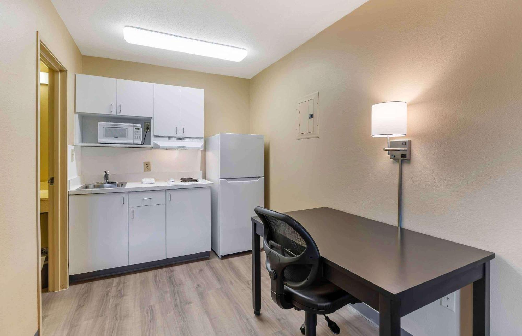 Extended Stay America Suites - St Louis - Westport - E Lackland Rd Maryland Heights Eksteriør billede